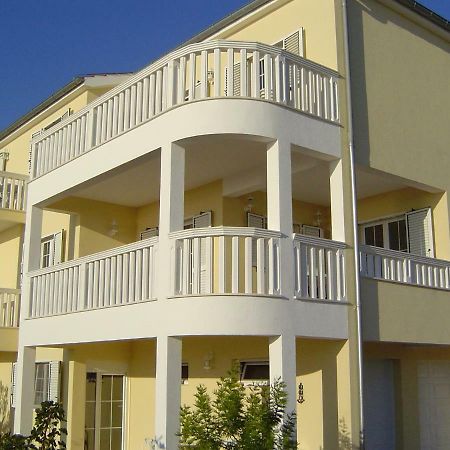 Villa Lovric Appartement I Primošten Esterno foto