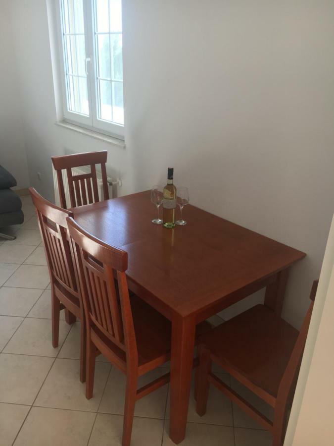 Villa Lovric Appartement I Primošten Esterno foto