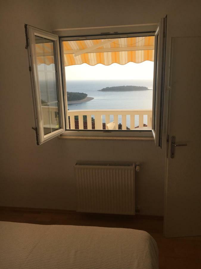 Villa Lovric Appartement I Primošten Esterno foto
